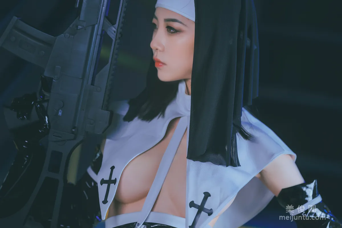 动漫博主水淼aqua 《救赎》 写真集1
