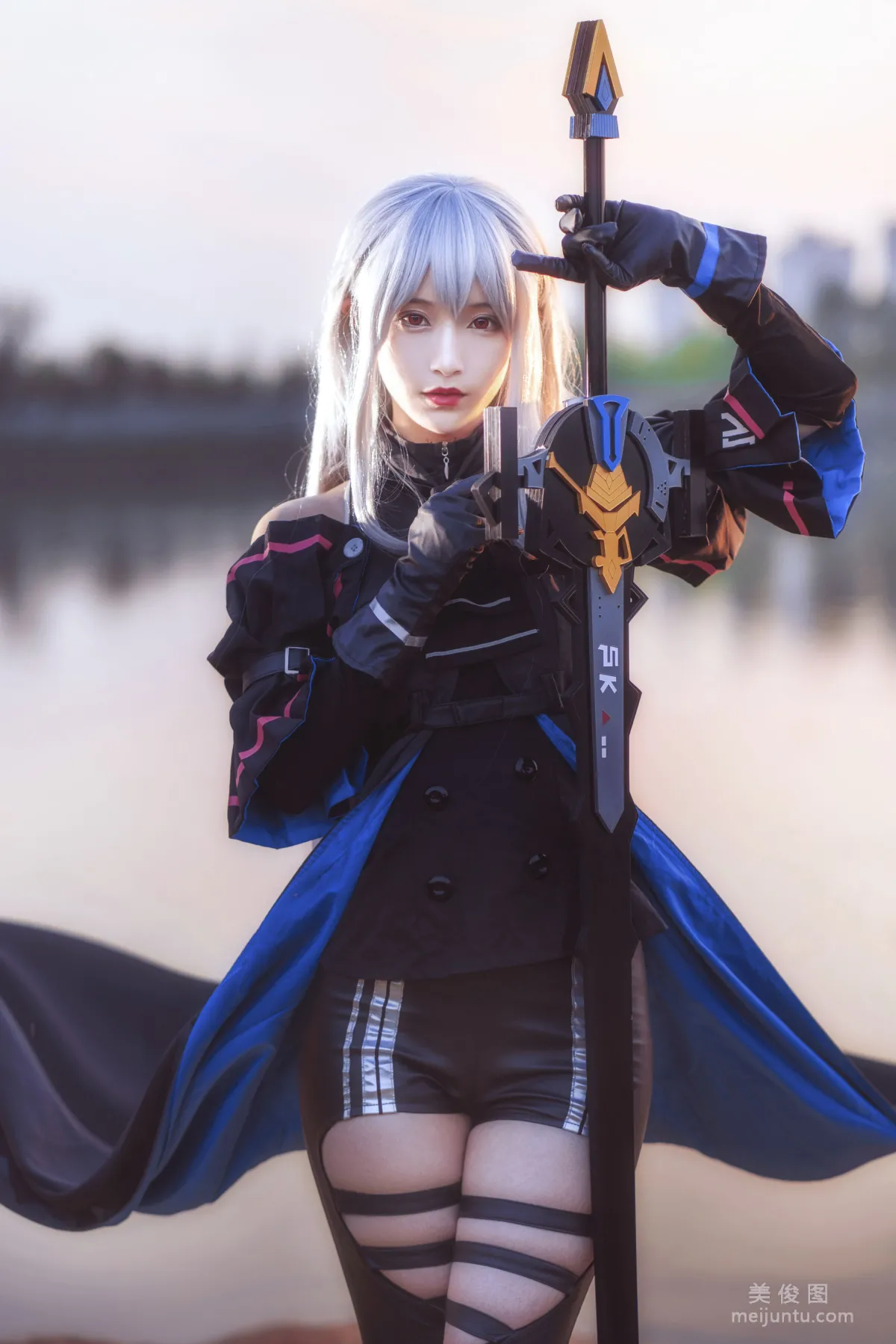 [COS] Anime Blogger Tieban Shaogui Wu w, Skadi Photo Set photo 15