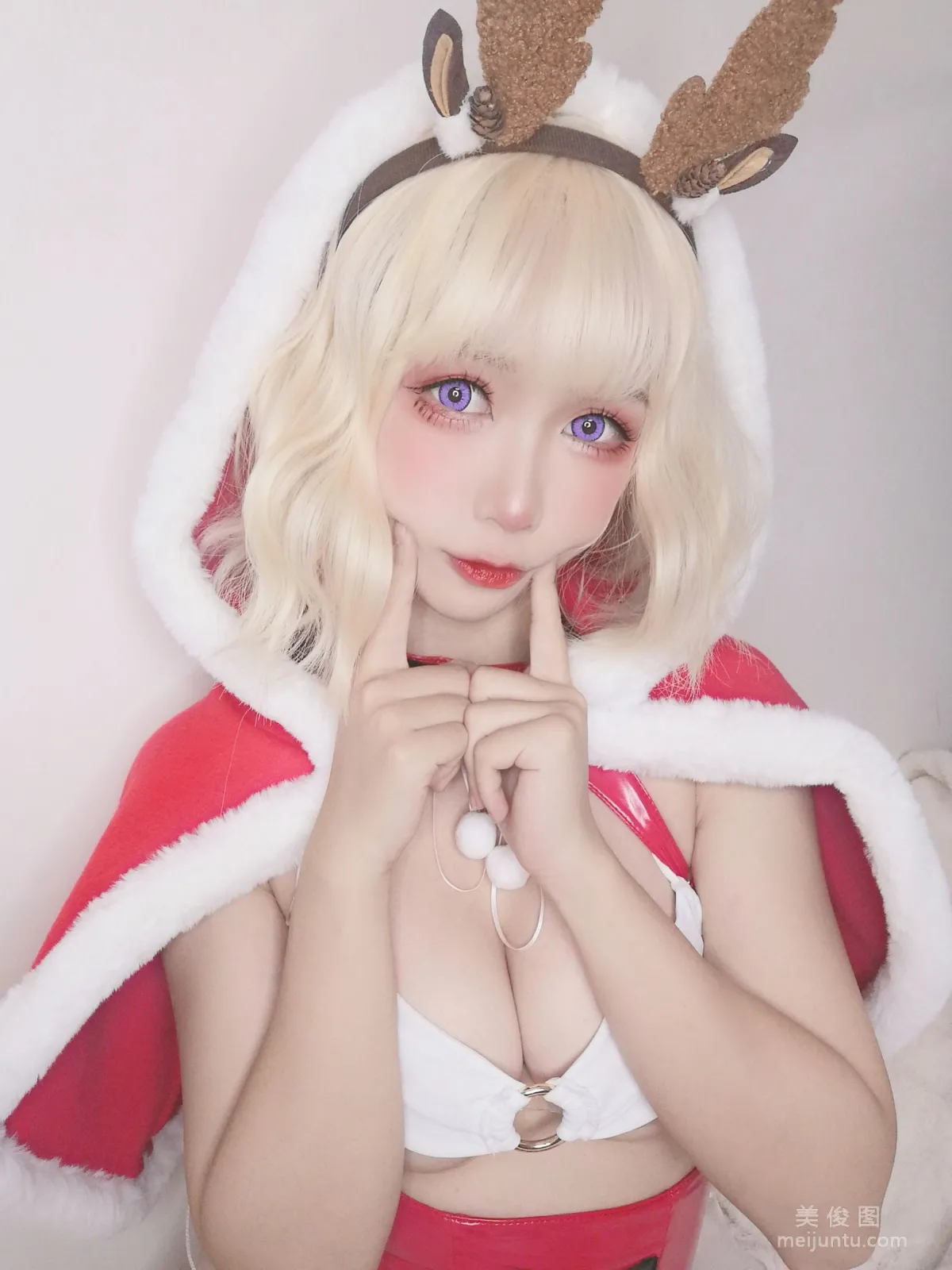 [Cosplay] Anime Blogger Yingluojiang w, Christmas Selfie, Photo Set photo 7