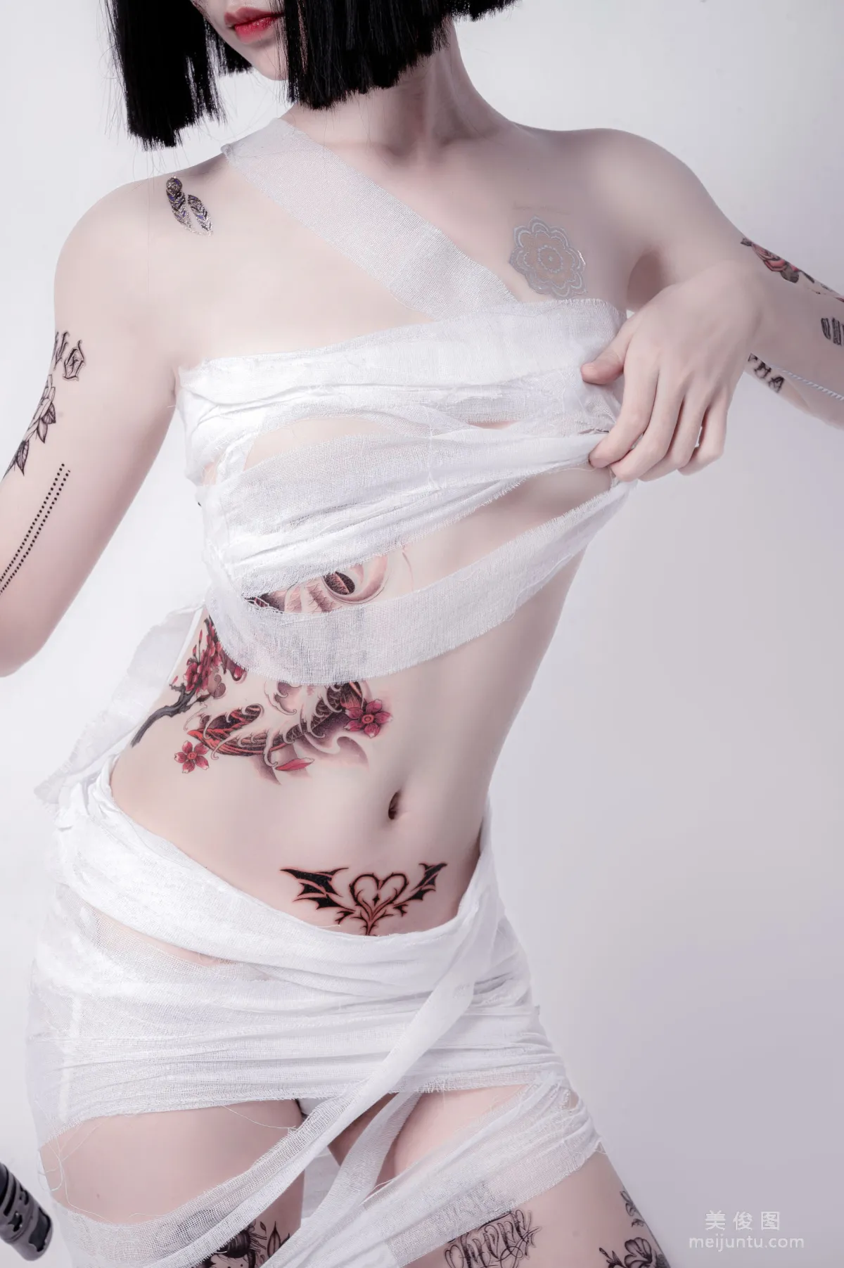 [COS Bonus] Anime Blogger Ruanyi Fairy, Straps and Samurai Photo Set photo 40