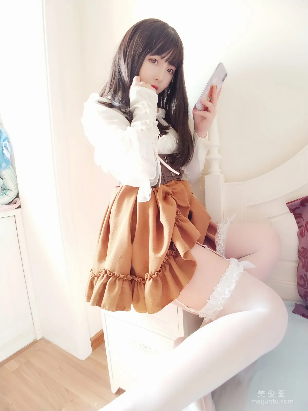 二次元美女古川kagura 《蕾絲長筒吊帶絲襪》 寫真集 27