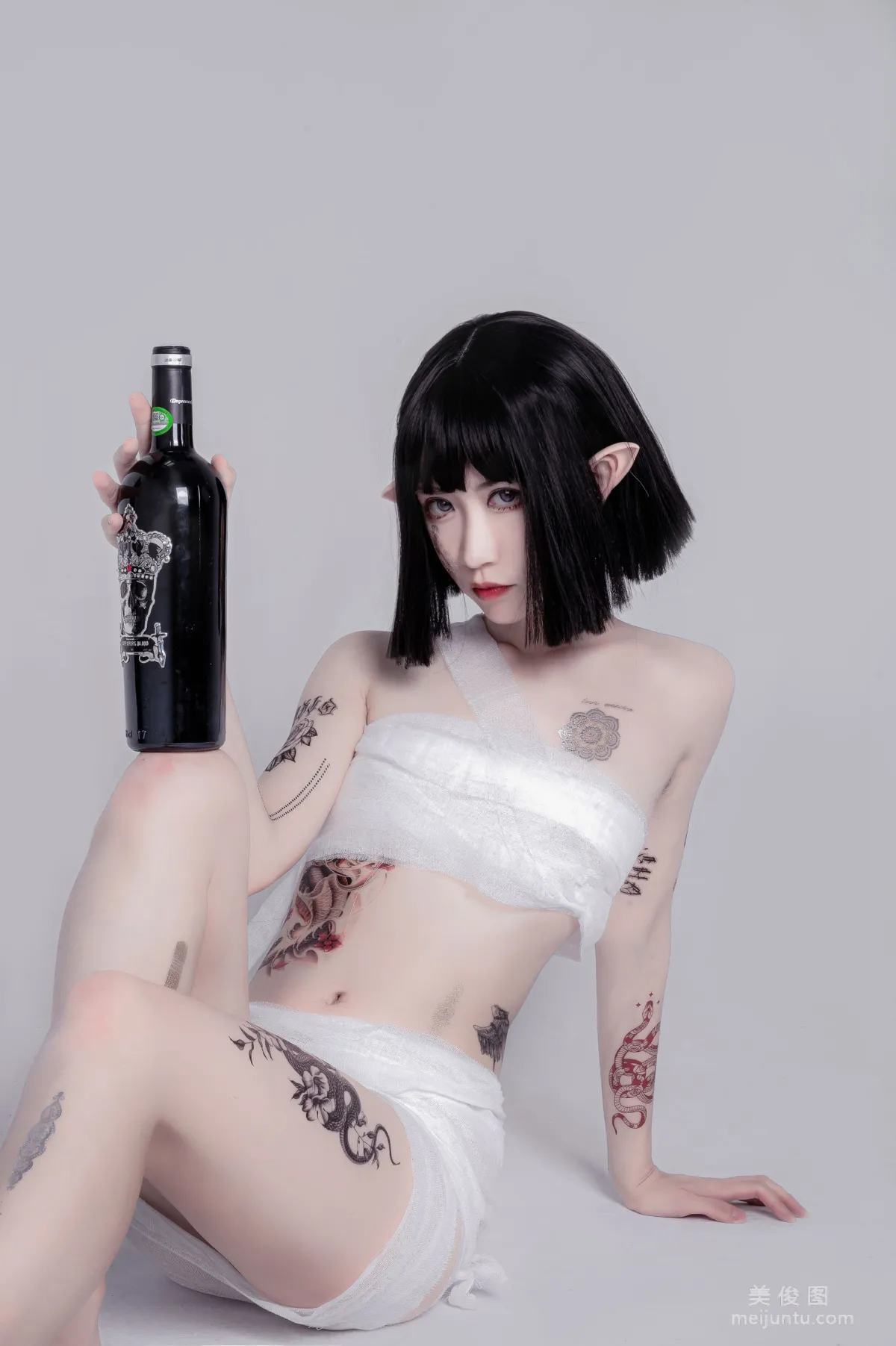 [COS Bonus] Anime Blogger Ruanyi Fairy, Straps and Samurai Photo Set photo 12