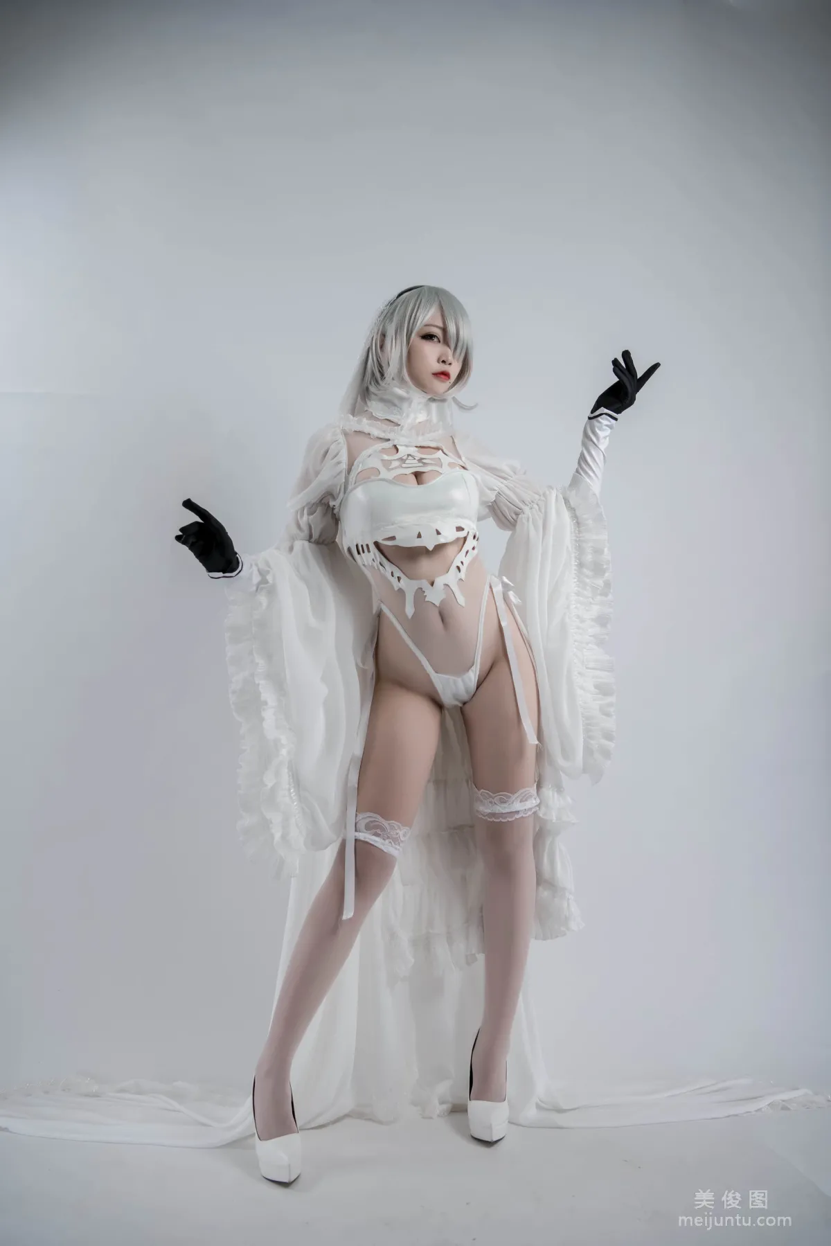 Erzuo Nisa: Web Idols photo 2