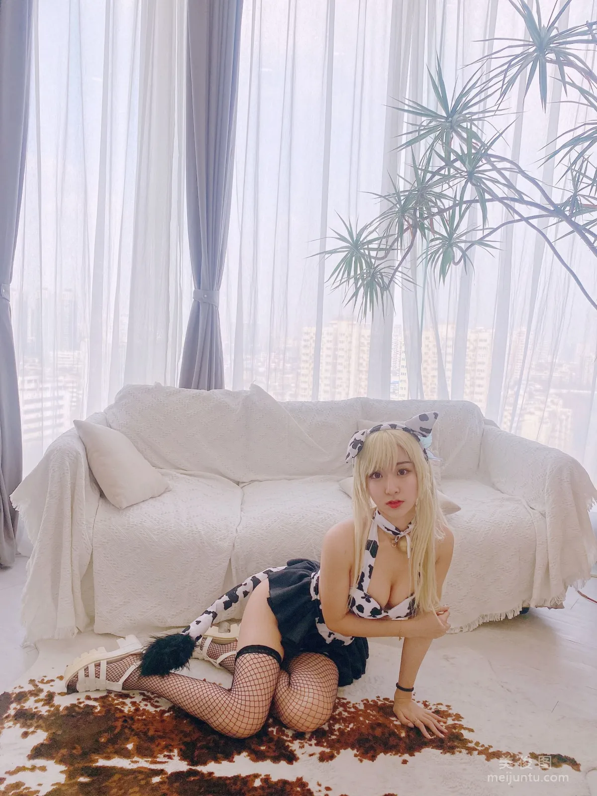 人气Coser黑川 《星奈 奶牛》 写真集42
