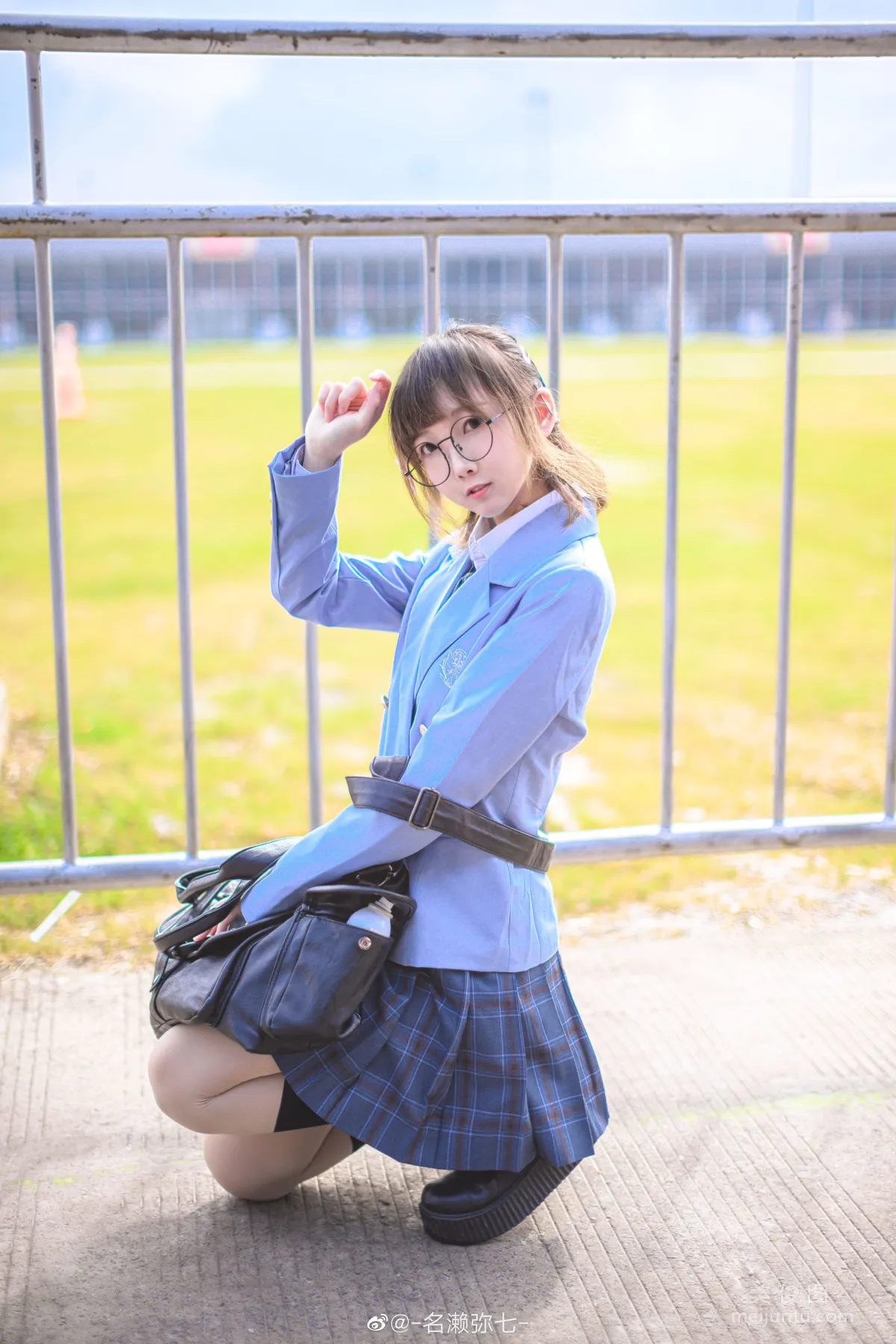 Minglai Miqi: Web Idols photo 8