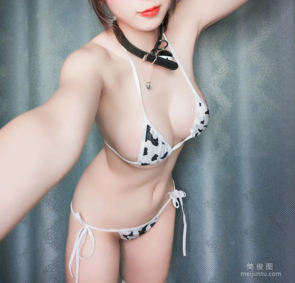 [COS福利] 斗鱼主播w黑米粥w 《奶牛》 写真集12