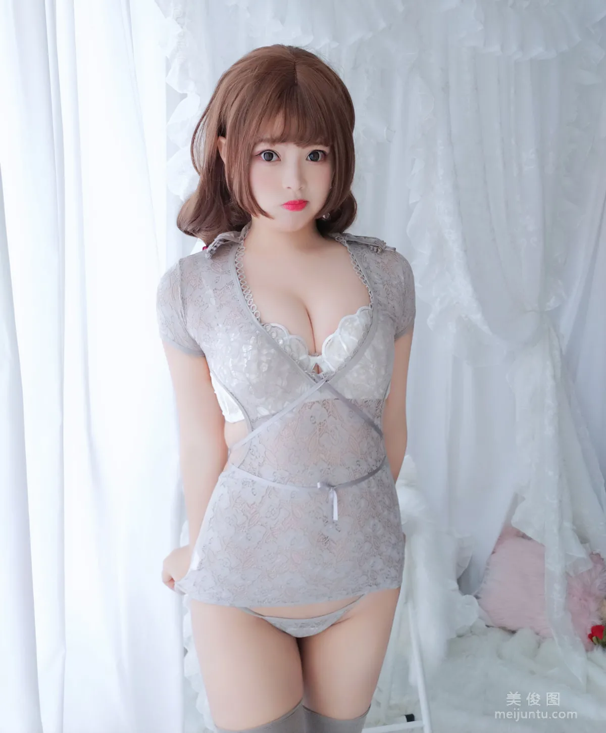 Bai Ye: Web Idols photo 8