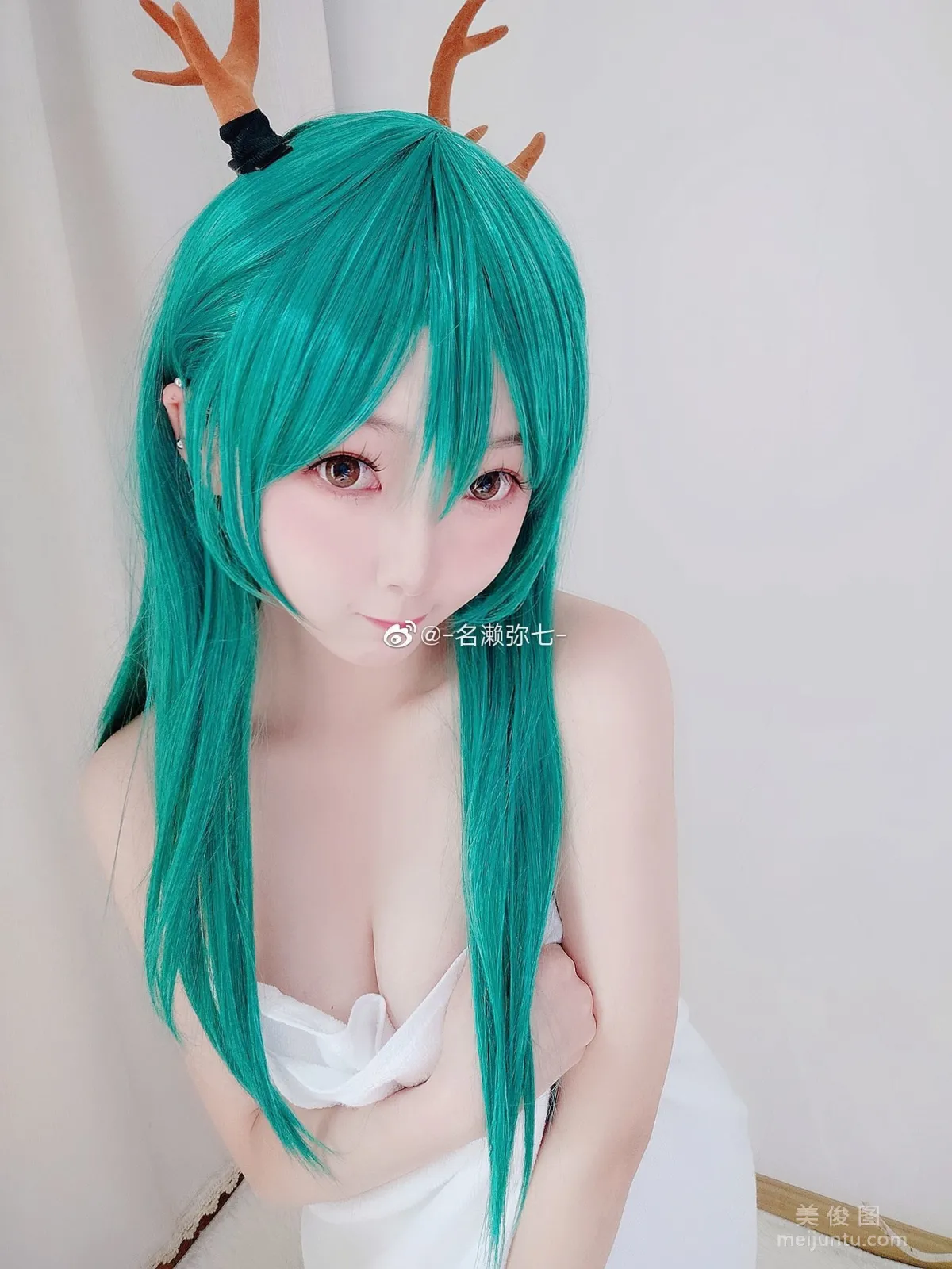 [COS福利] 动漫博主名濑弥七 《龙女》写真集5