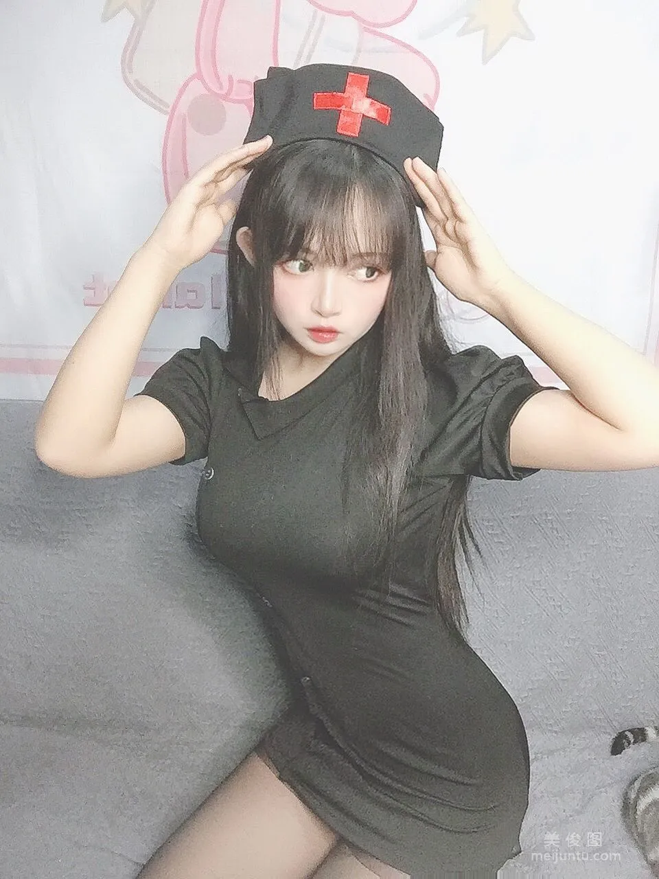 萌妹黑猫猫OvO 《护士喵》 写真集12