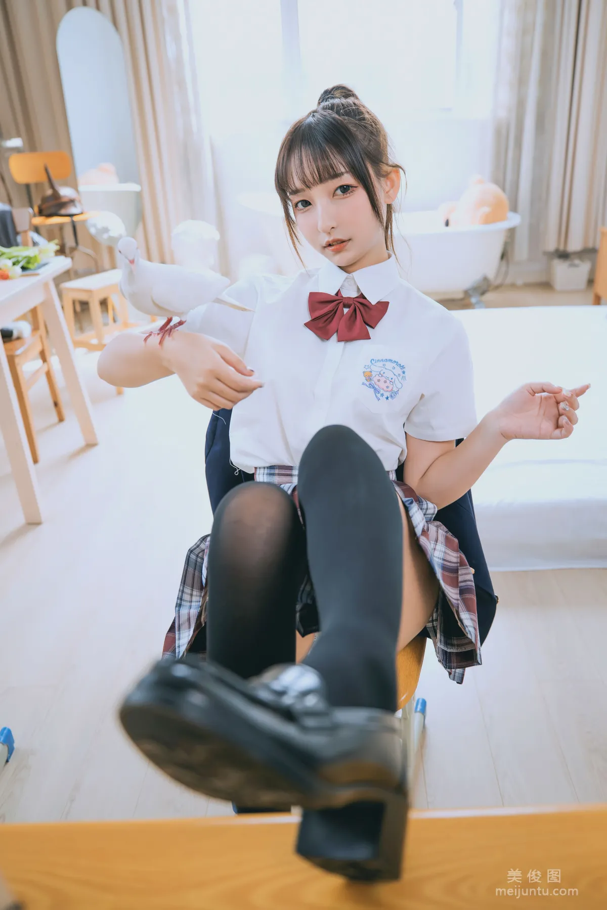 [COS福利] 蘿莉神楽闆真冬《數之歌》 百合教室 寫真集 94