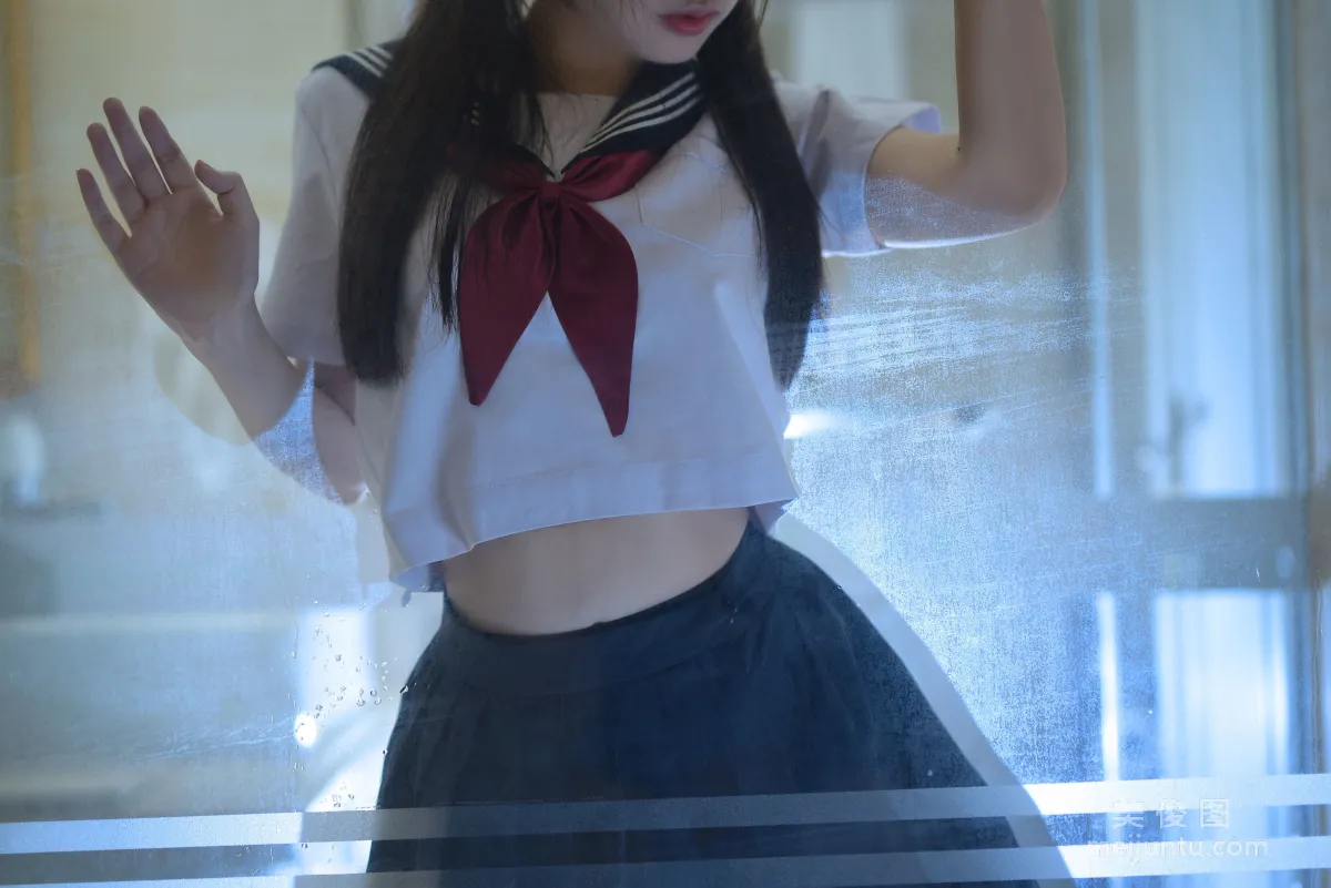 Erzuo Nisa: Web Idols photo 10