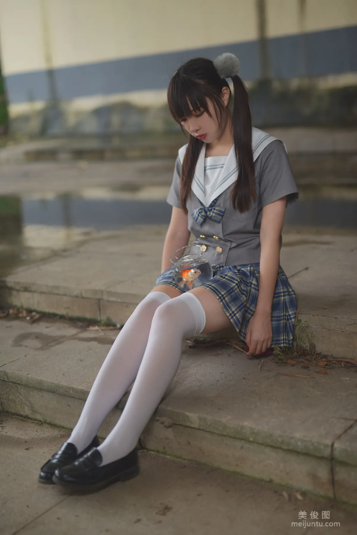 人氣Coser二佐Nisa 《JK水手服》 寫真集 12