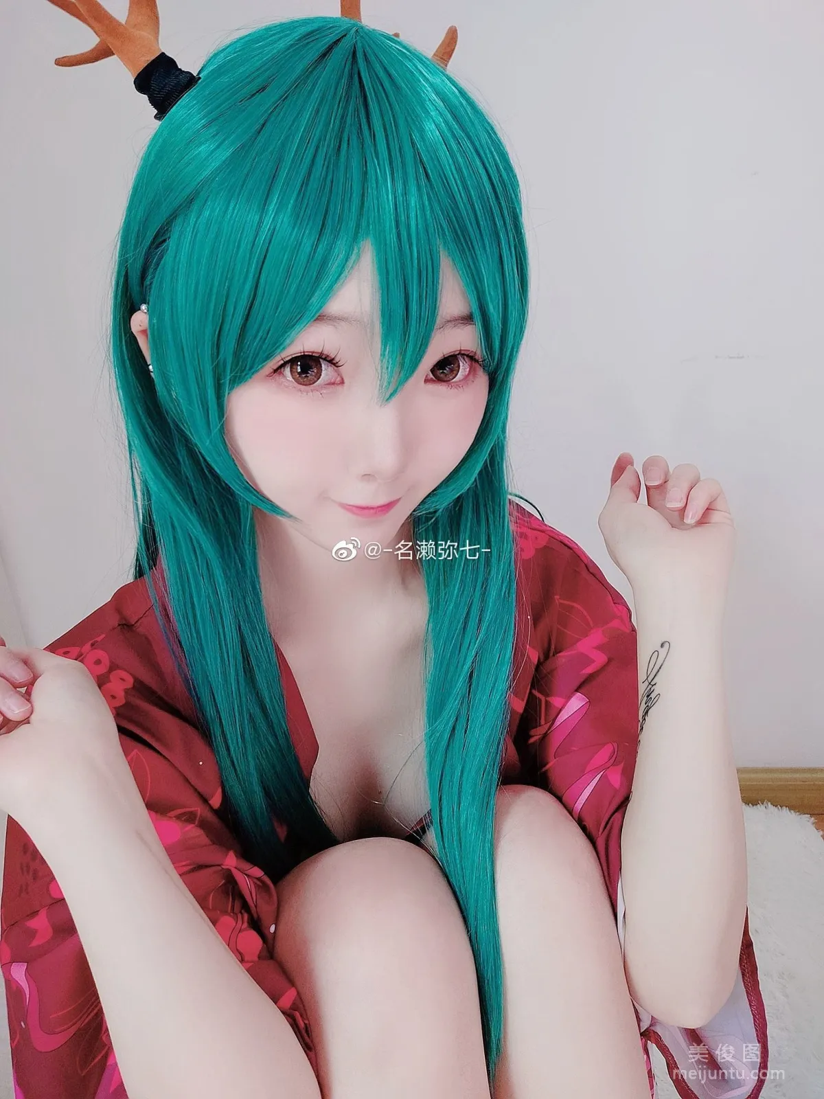 Minglai Miqi: Web Idols photo 8