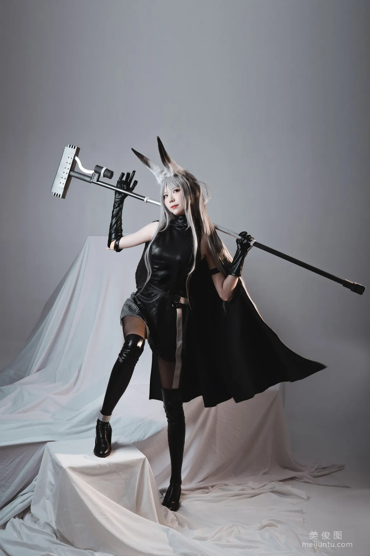 [COS Welfare] Anime Blogger Zhajiang Mumu, Violence Photo Set photo 3