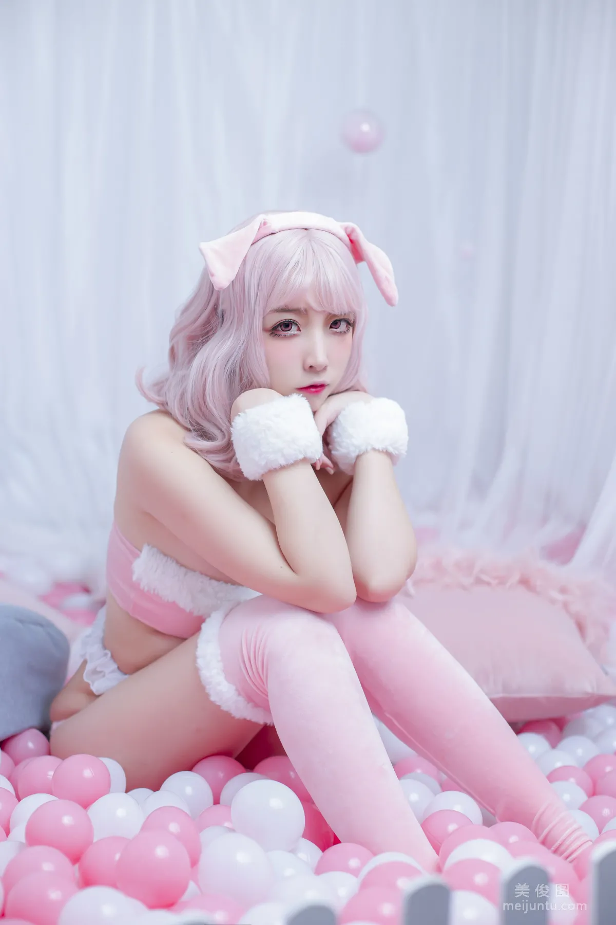 Erzuo Nisa: Web Idols photo 20