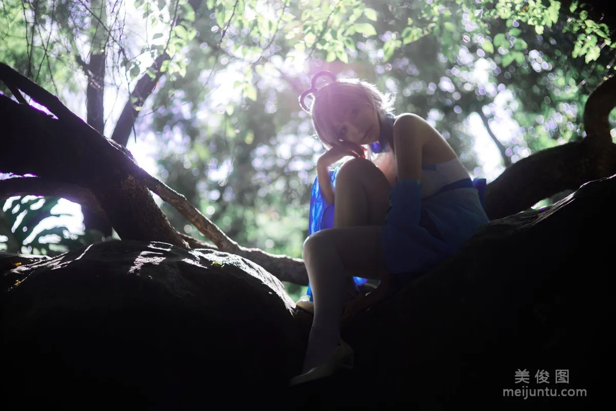 [COS] Anime Blogger Nantao Momoko, Luo Tianyi Photo Set photo 5