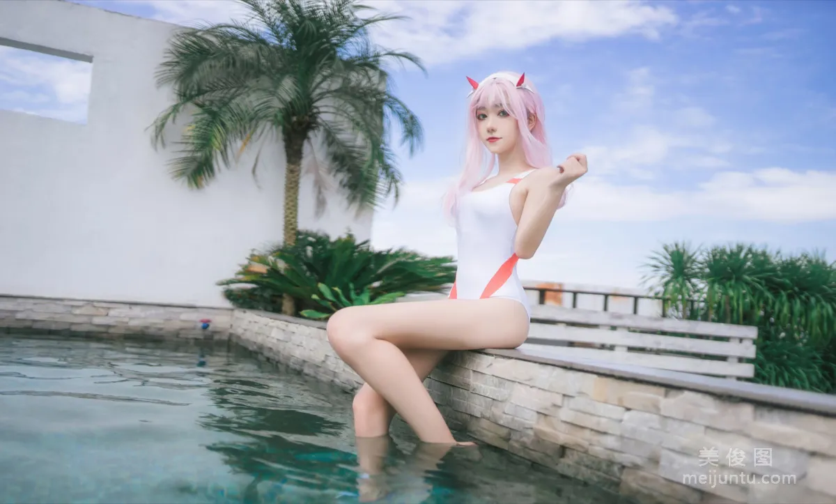Nantao Momoko: Web Idols photo 1