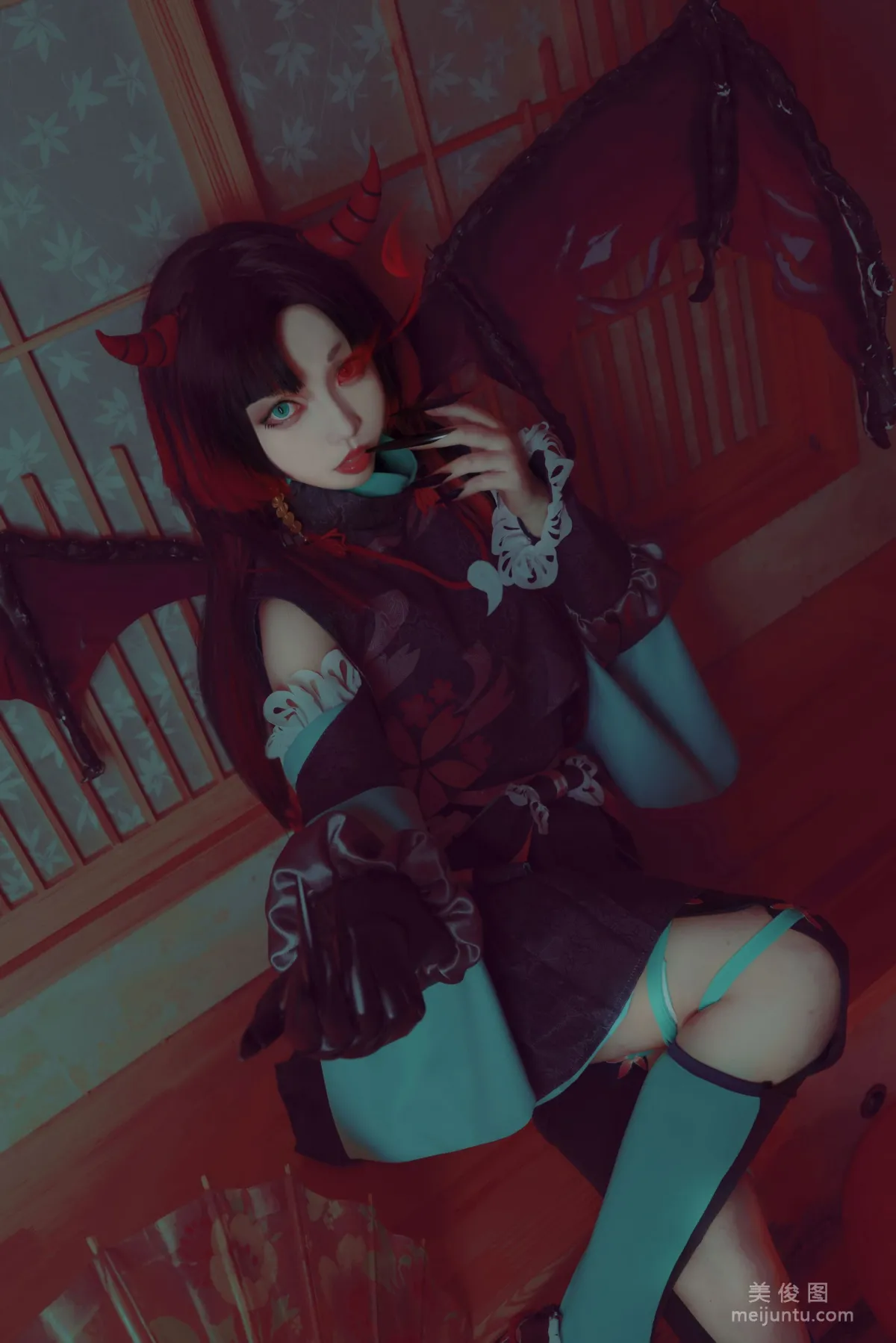 [COS] Cute Girl Baiyi Zijiao Zhu Onmyoji Vampire Princess Photo Set photo 1