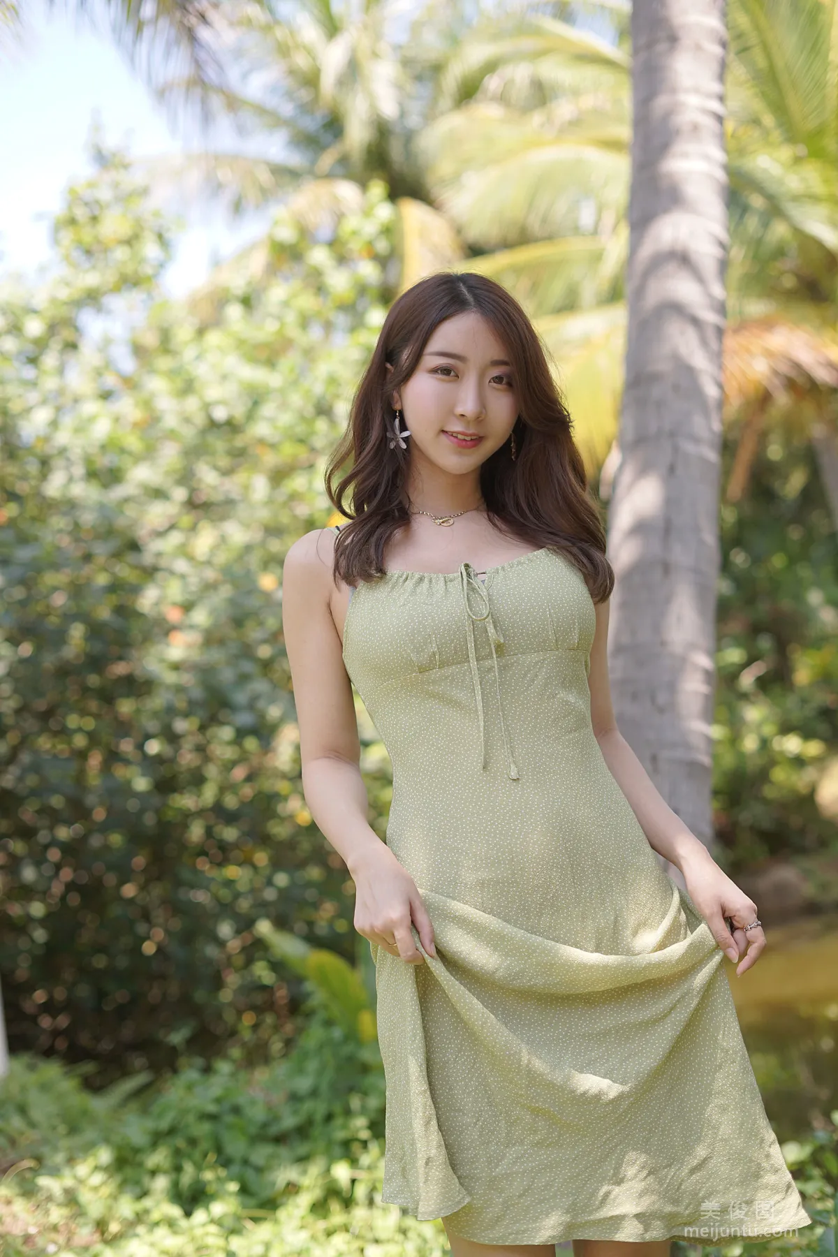 Hei Chuan: Web Idols photo 6
