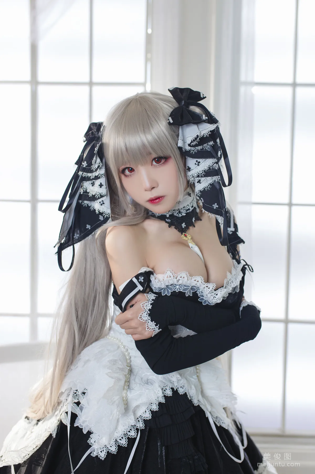 Shui Miao: Web Idols photo 2