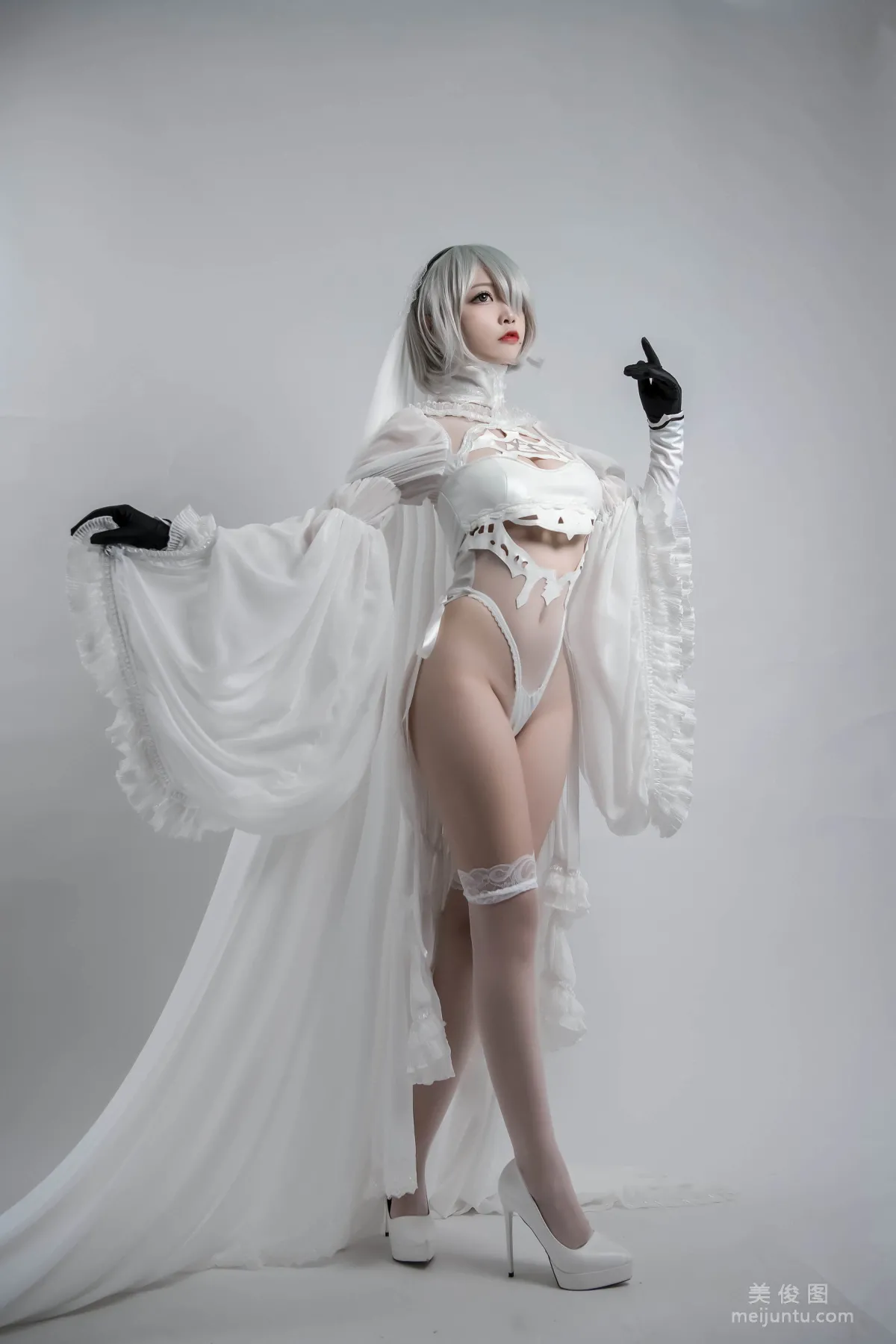 Erzuo Nisa: Web Idols photo 5