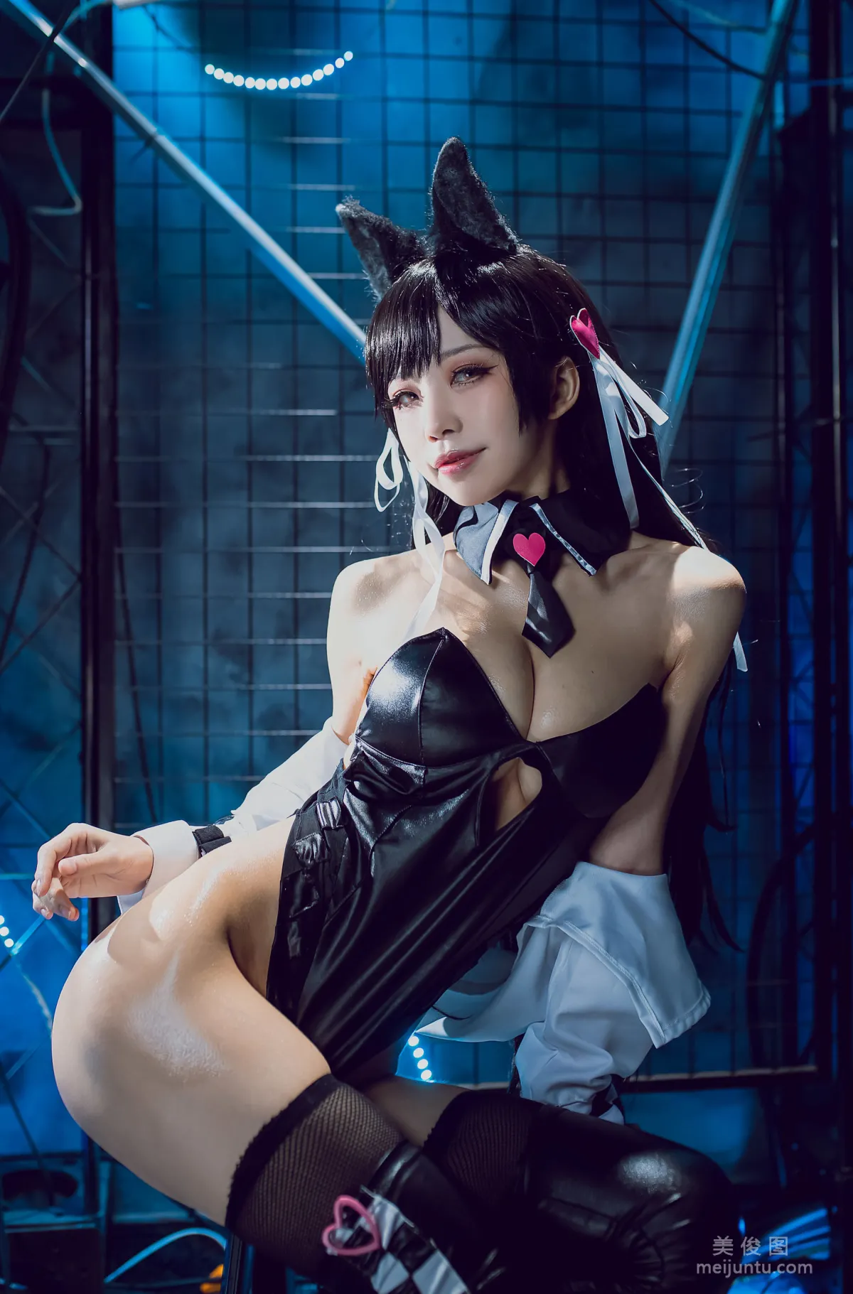 COS美女水淼aqua 《碧蓝航线 爱宕犬 同人机车》 写真集20