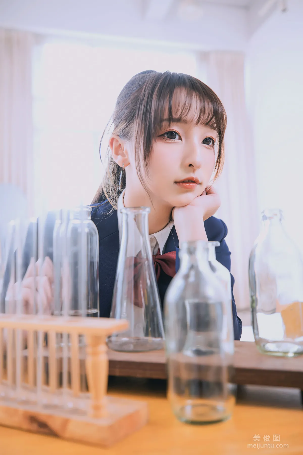 [COS福利] 蘿莉神楽闆真冬《數之歌》 百合教室 寫真集 46