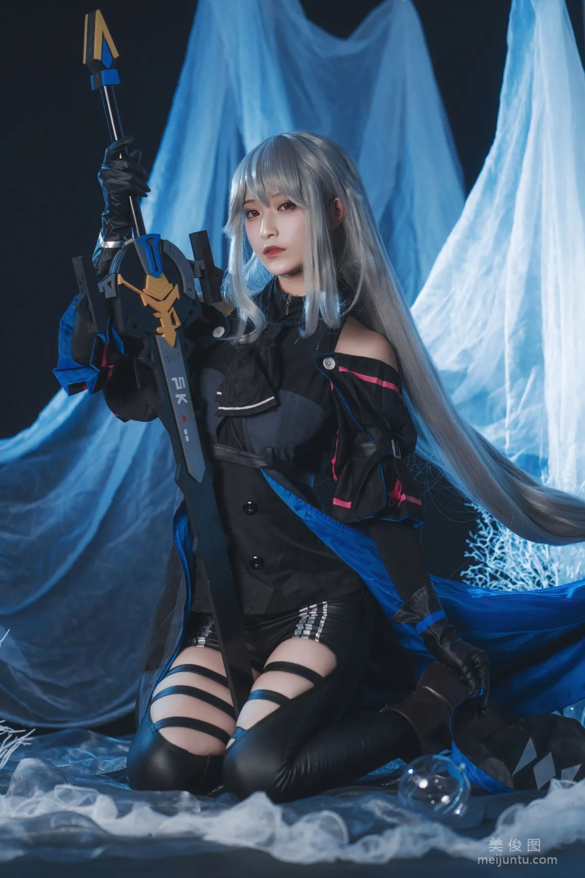 [COS] Anime Blogger Tieban Shaogui Wu w, Skadi Photo Set photo 7