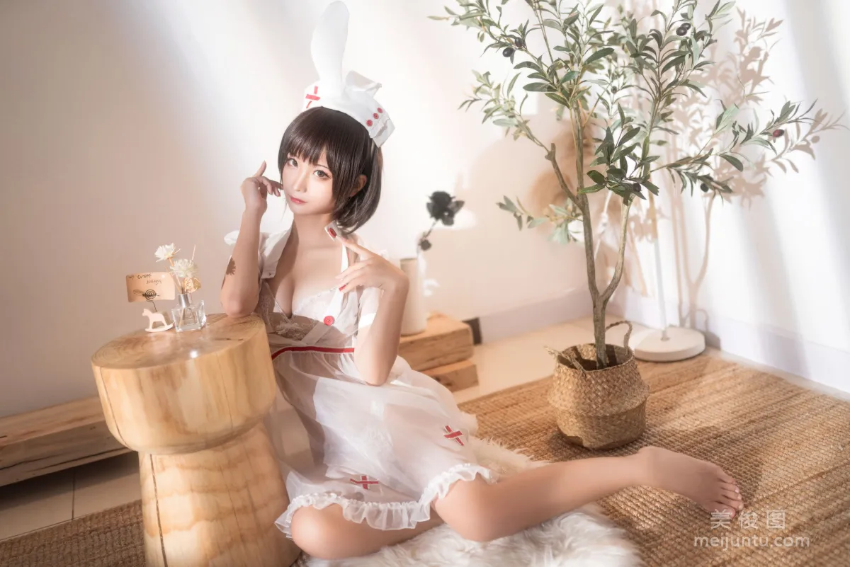Chun Momo: Web Idols photo 1