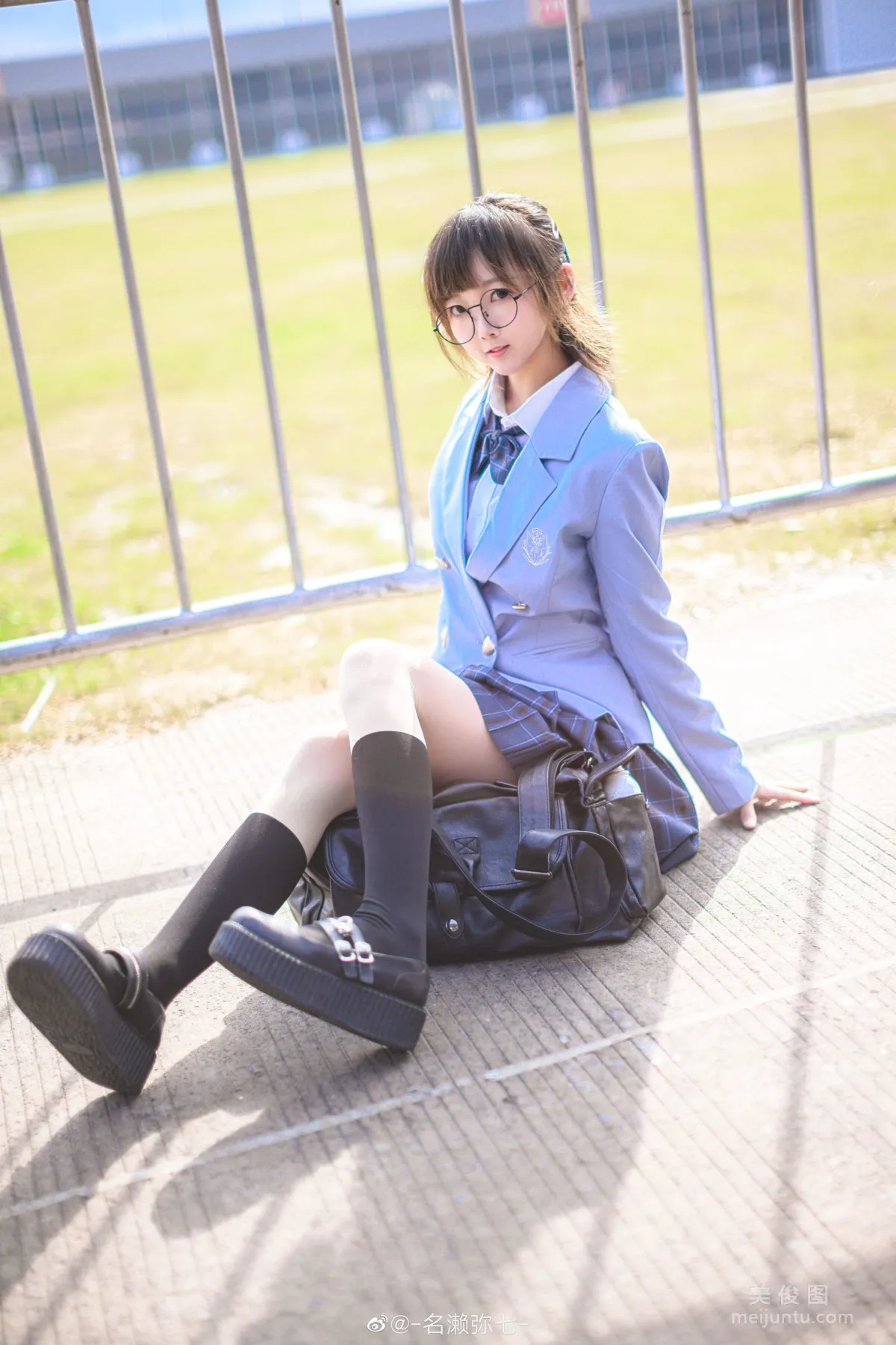 Minglai Miqi: Web Idols photo 5