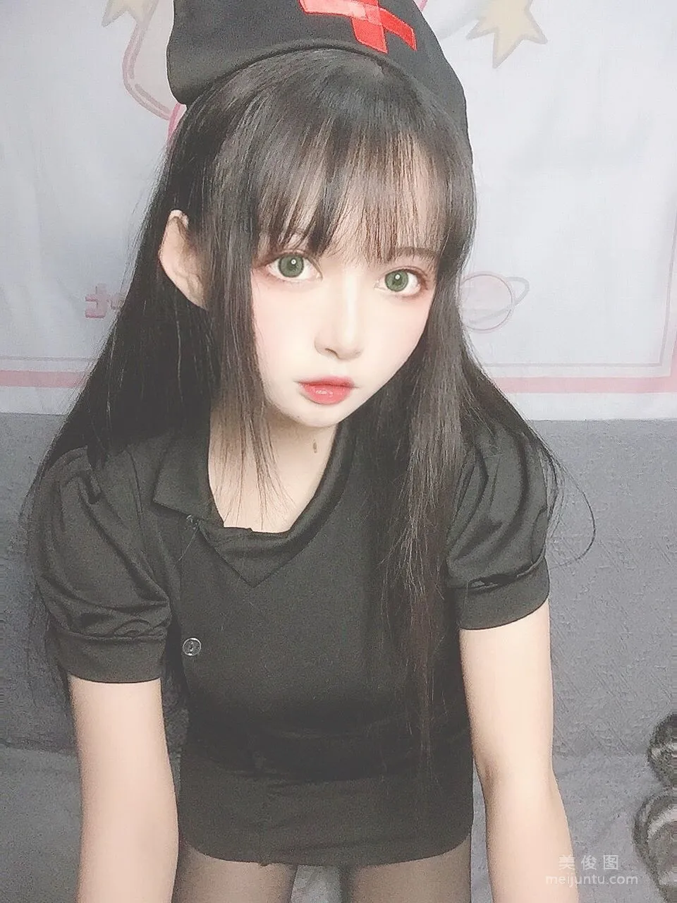 萌妹黑猫猫OvO 《护士喵》 写真集13