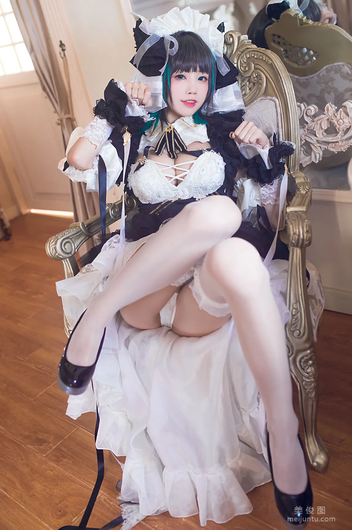 Shui Miao: Web Idols photo 2