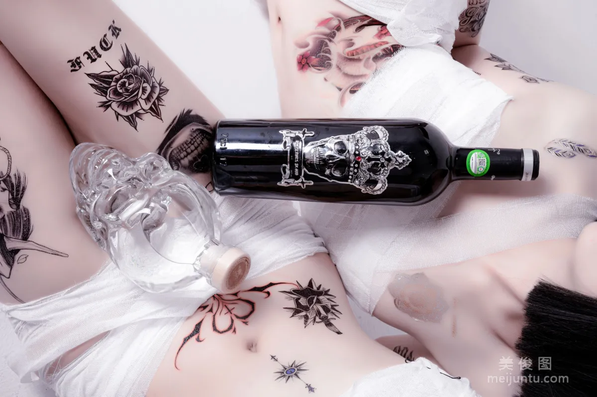 [COS Bonus] Anime Blogger Ruanyi Fairy, Straps and Samurai Photo Set photo 14