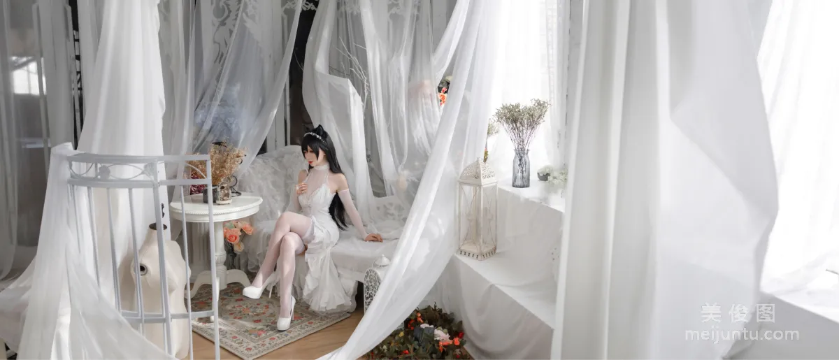 [COS] Anime Blogger Yingluojiang w, Atago Bride Photo Set photo 3