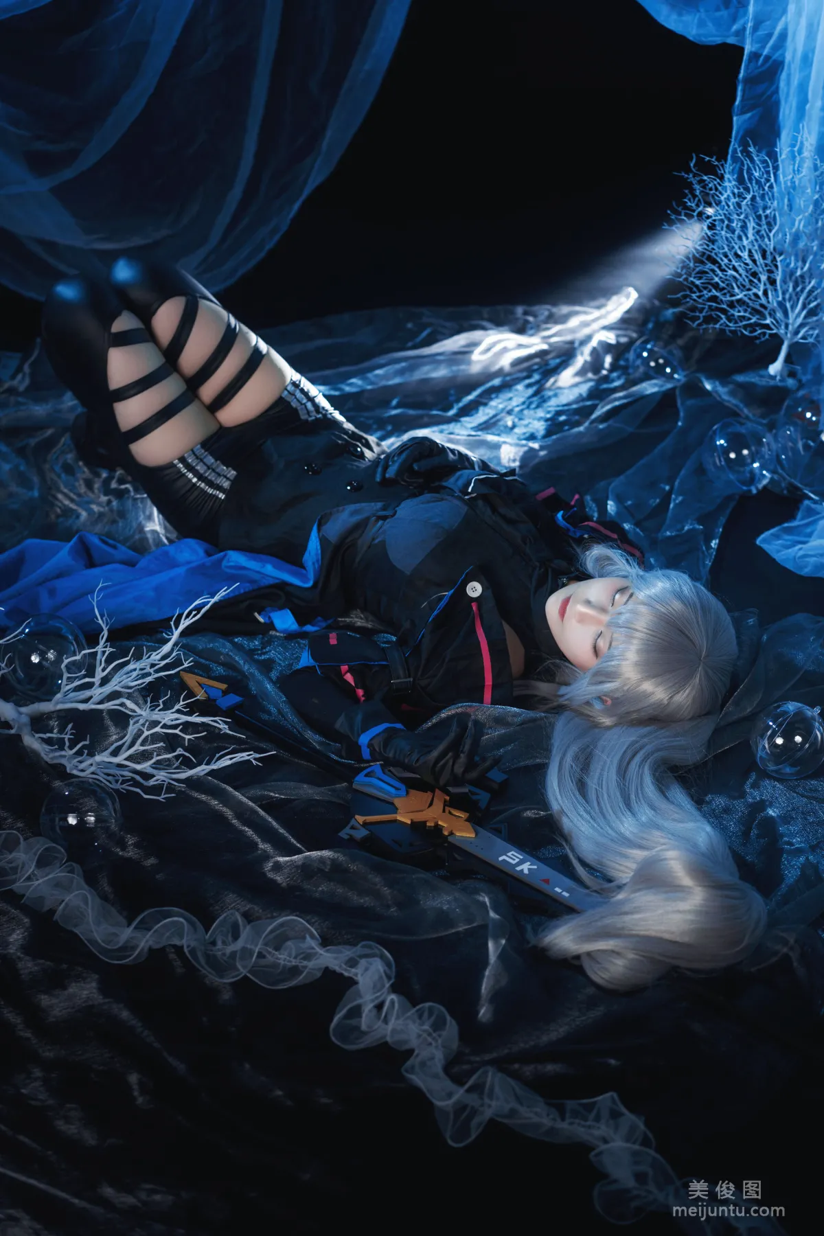[COS] Anime Blogger Tieban Shaogui Wu w, Skadi Photo Set photo 5