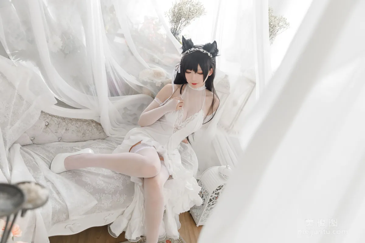 [COS] Anime Blogger Yingluojiang w, Atago Bride Photo Set photo 13