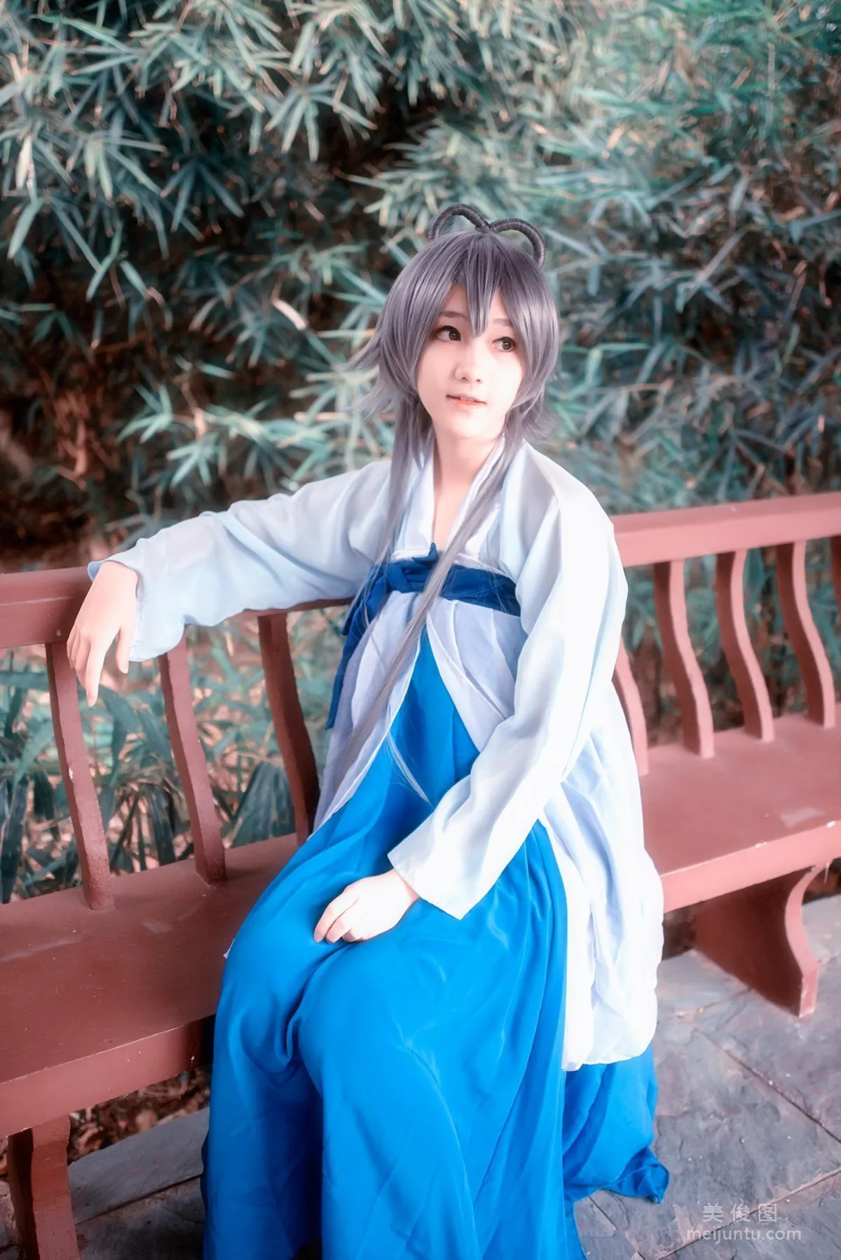 [COS] Anime Blogger Nantao Momoko, Luo Tianyi Photo Set photo 12