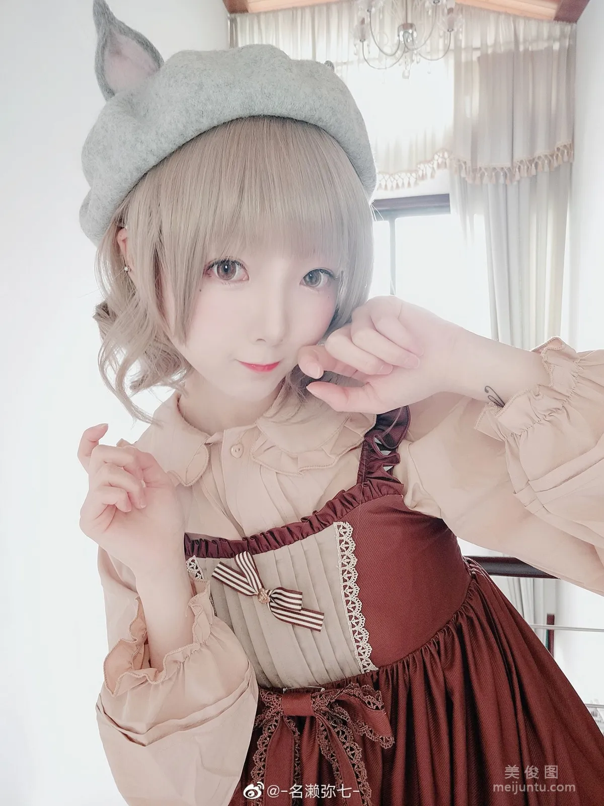 [COS Bonus] Anime Blogger Minglai Miqi, Little Fox Photo Set photo 2