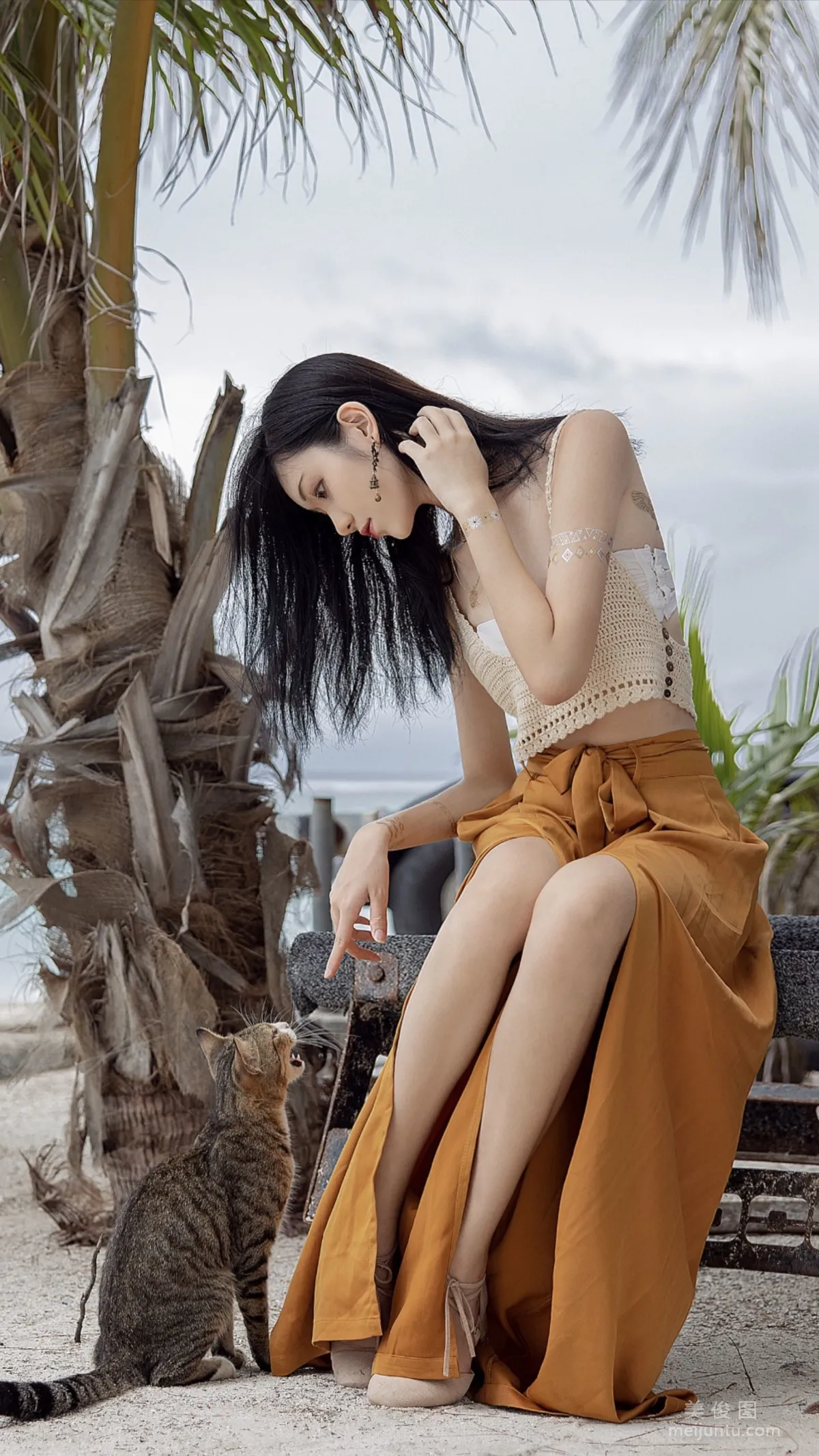 Nantao Momoko: Web Idols photo 1
