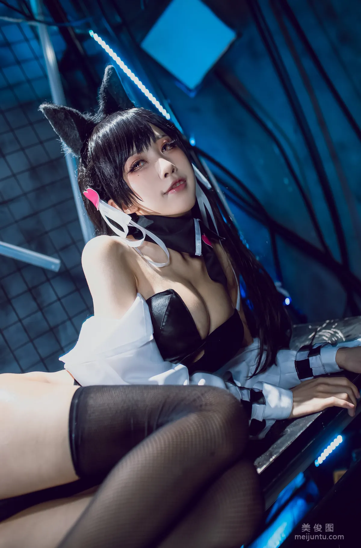 COS美女水淼aqua 《碧蓝航线 爱宕犬 同人机车》 写真集33