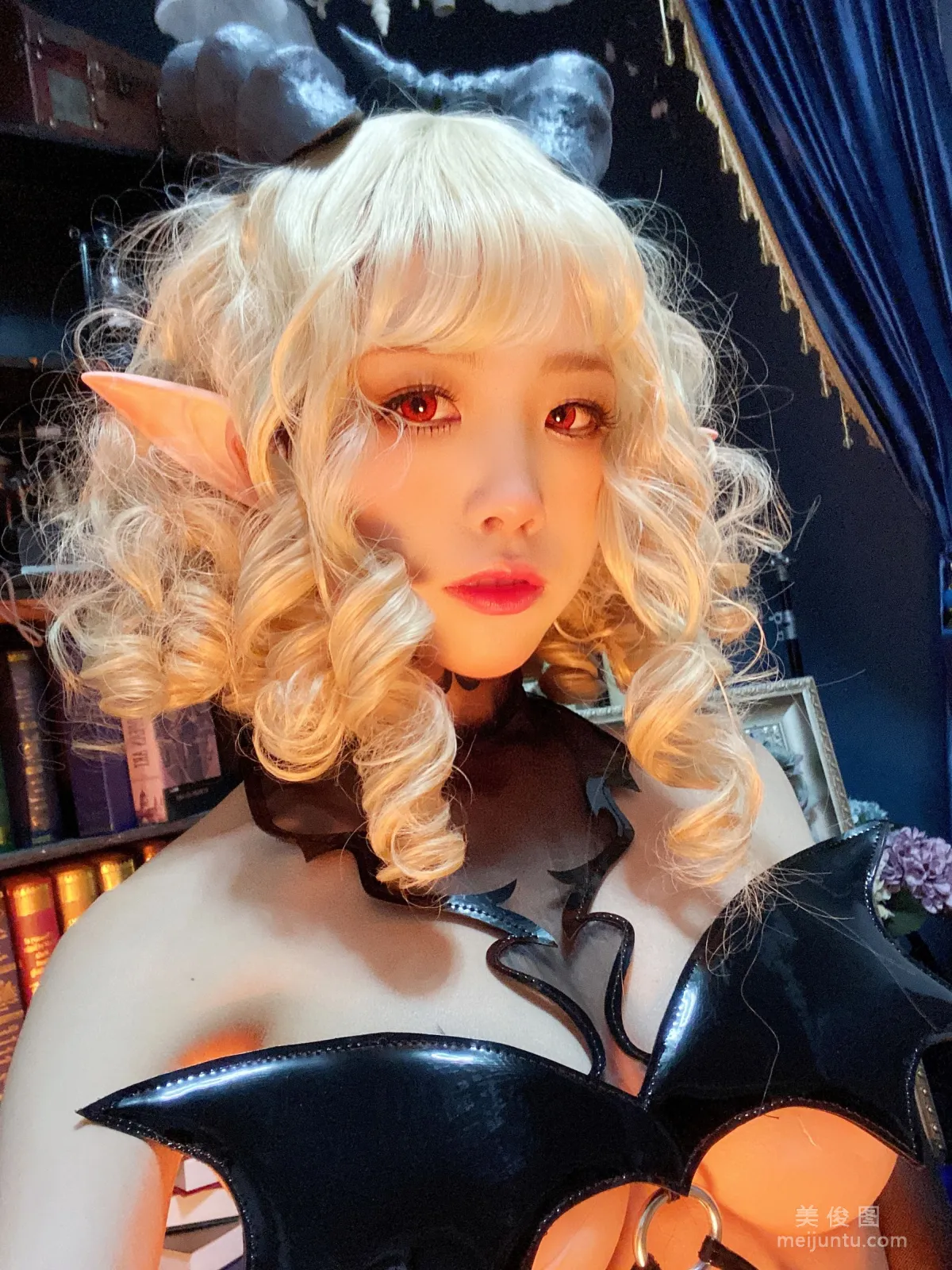 Shui Miao: Web Idols photo 8