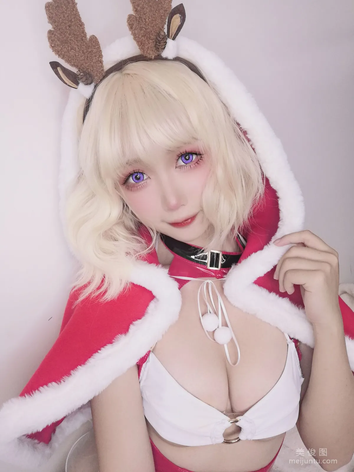 [Cosplay] Anime Blogger Yingluojiang w, Christmas Selfie, Photo Set photo 8