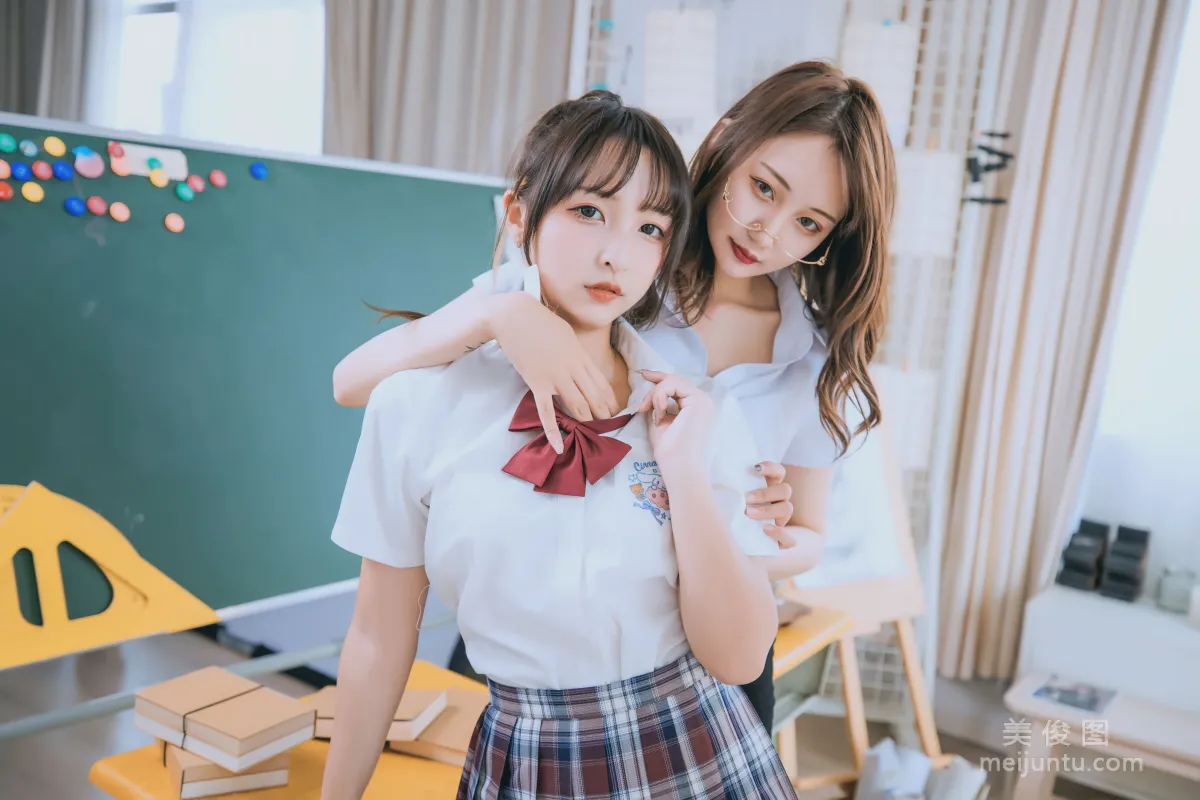 [COS福利] 蘿莉神楽闆真冬《數之歌》 百合教室 寫真集 55