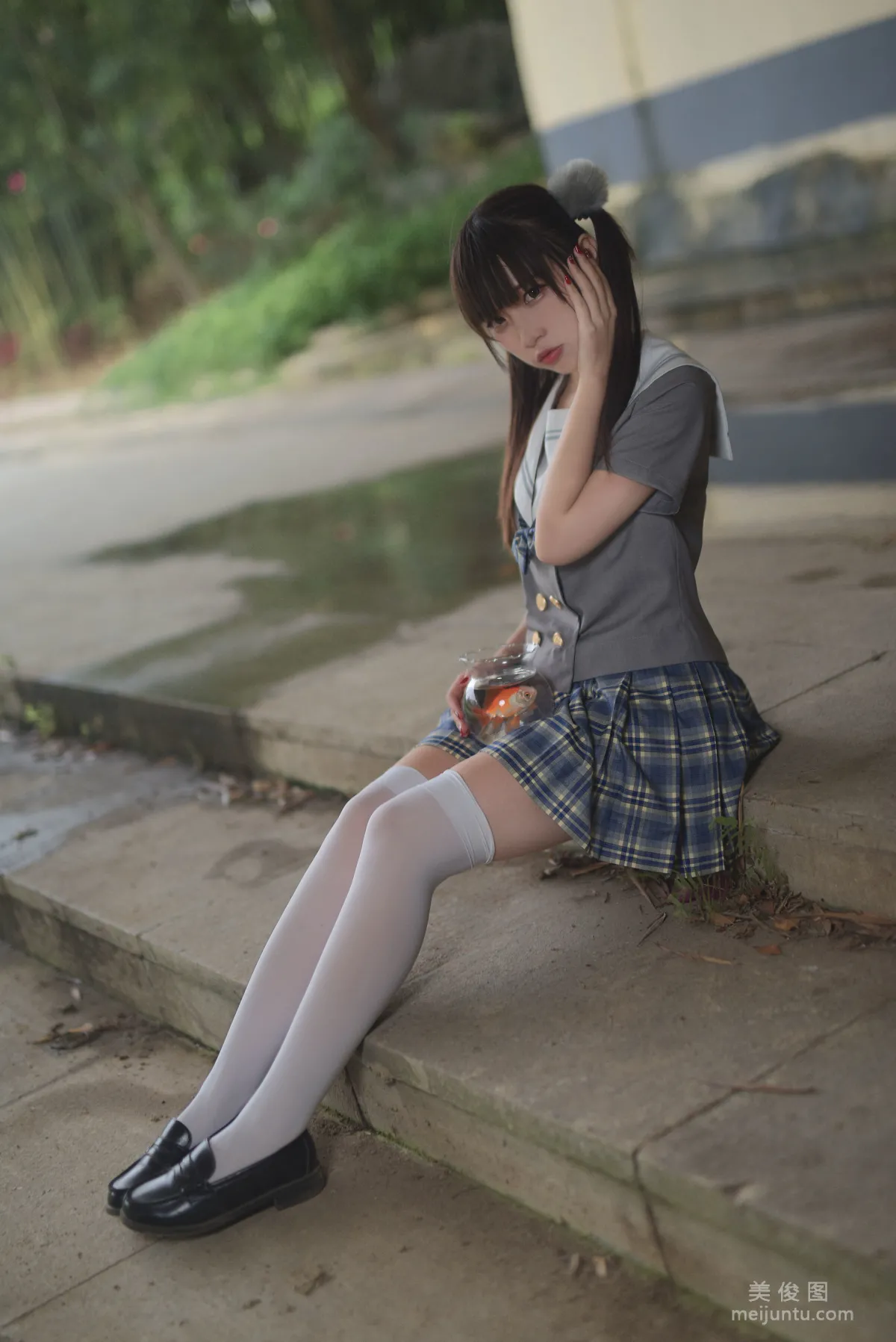 人氣Coser二佐Nisa 《JK水手服》 寫真集 13