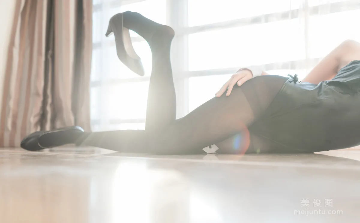 Cute Girl Mu Mianmian OwO, Rem Bunny Girl Photo Set photo 27