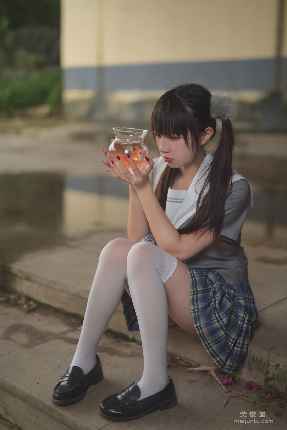 人氣Coser二佐Nisa 《JK水手服》 寫真集 7