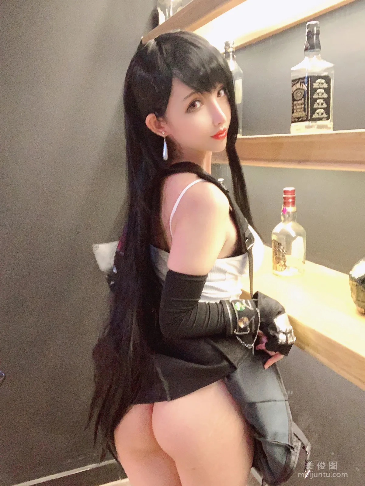 [COS福利] rioko凉凉子 《蒂法自拍》写真集19