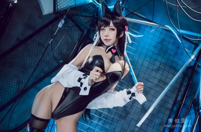 COS美女水淼aqua 《碧藍航線 愛宕犬 同人機車》 寫真集