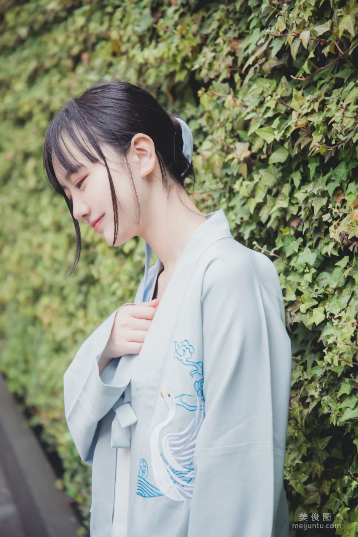 [COS Bonus] Anime Blogger Xianyin sic Hanfu Photo Set photo 4