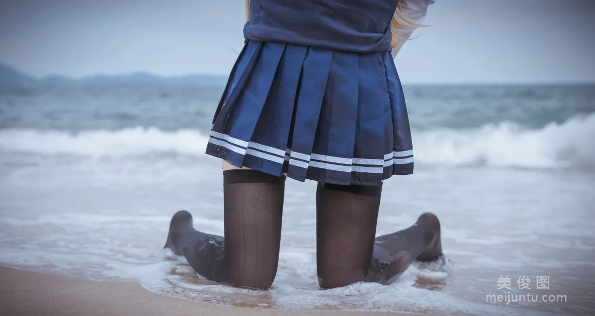 [COS福利] 动漫博主封疆疆v 《小短裙》写真集9